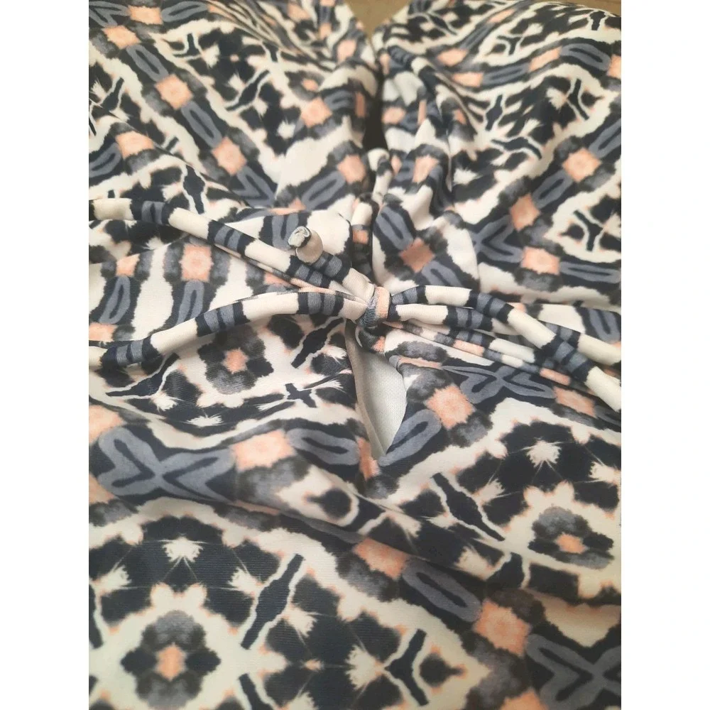 Womens One Piece Swimsuit Size Large Summer Vacation - Picture 7 of 7